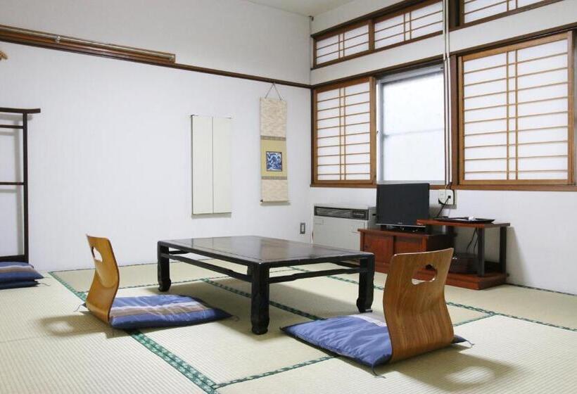 스탠다드 룸 공동 욕실, Takasagoya Ryokan