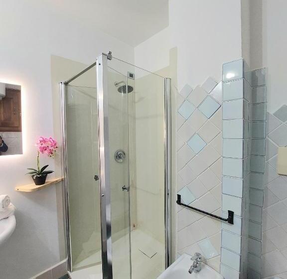 آپارتمان 2 خوابه با بالکن, Residence La Rosa