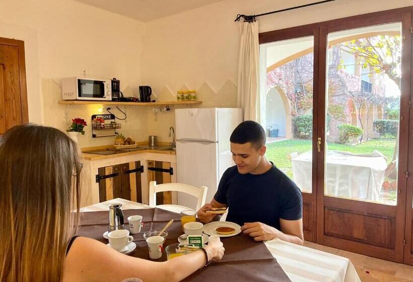 استودیوی استاندارد, Residence La Rosa