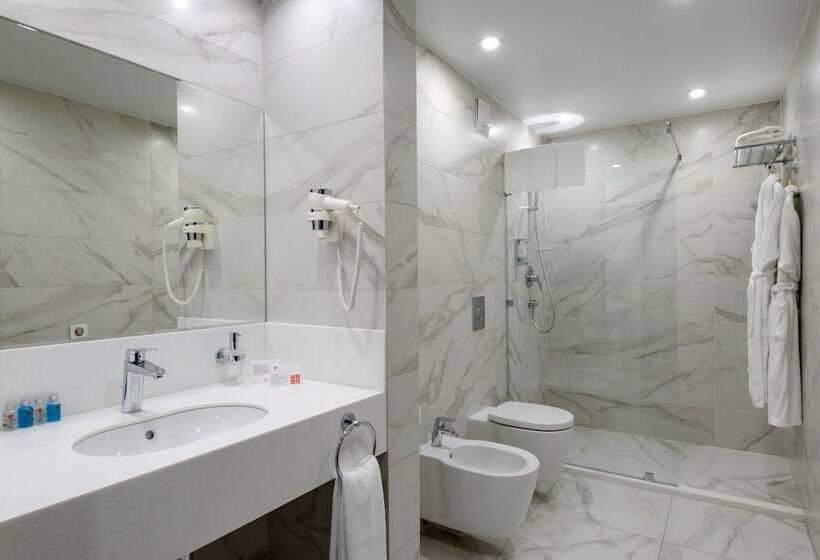 اتاق استاندارد, Azimut Hotel Kyzyl