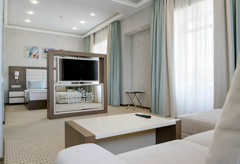 اتاق سوپریور, Azimut Hotel Kyzyl