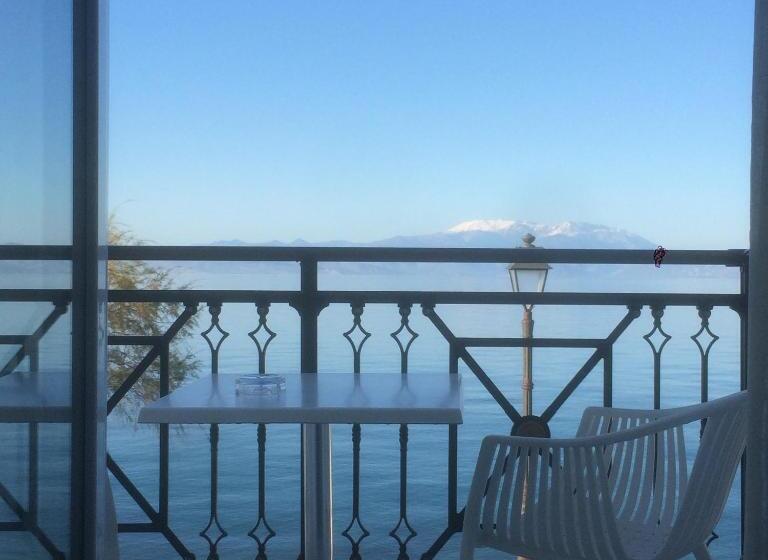 Triple Room Sea View, Kyani Akti