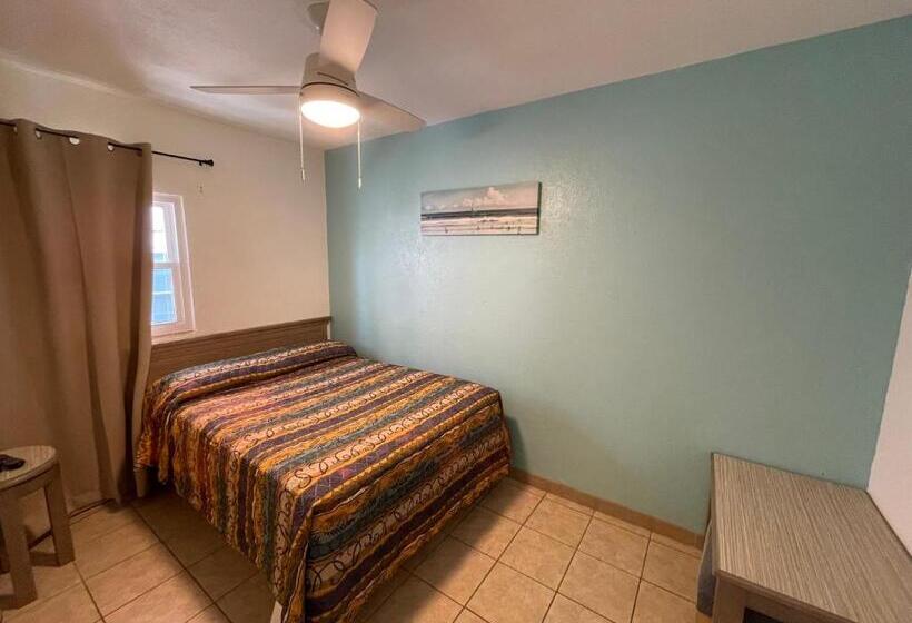 اتاق استاندارد, Beach Colony Motel