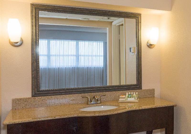 חדר סטנדרט, Holiday Inn Miami Beachoceanfront, An Ihg