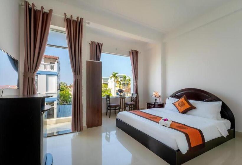اتاق لوکس با بالکن, Sam Sam Homestay