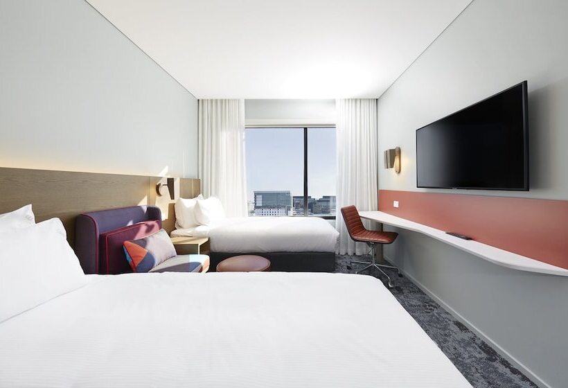 스탠다드 룸, Holiday Inn Express Sydney Airport, An Ihg