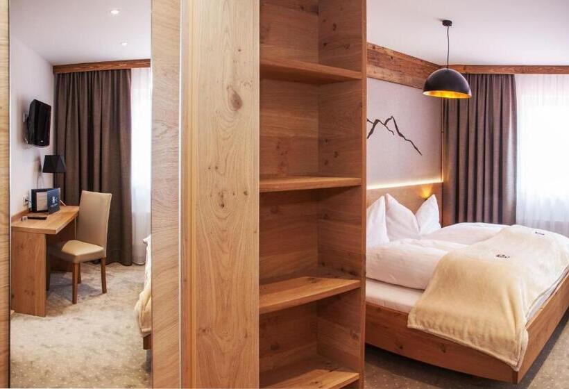 Номер Superior, Berggasthof Edelweiss