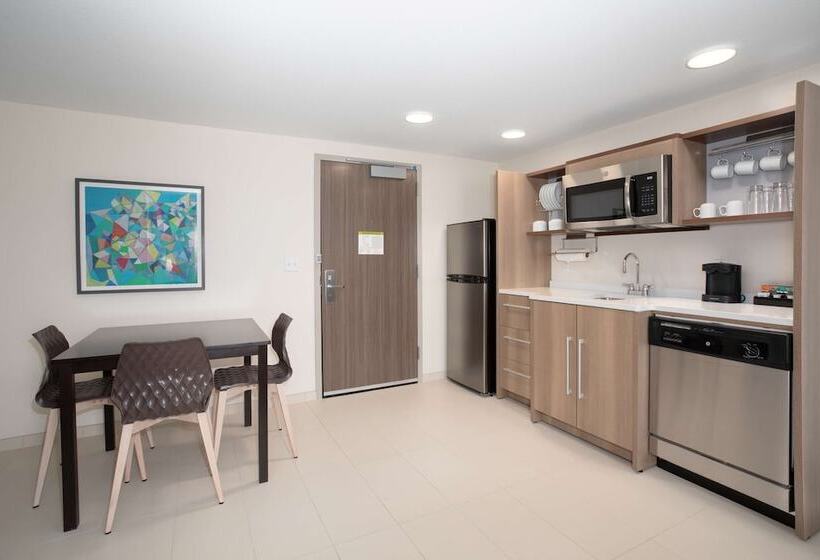 Люкс, Home2 Suites By Hilton Omaha Un Medical Ctr Area