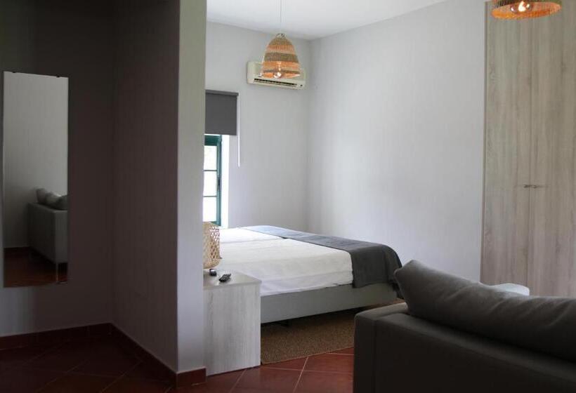 Quarto Estandar, Casas Do Monte