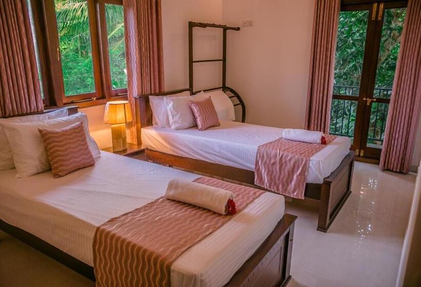Quarto Estandar com Sacada, Bivora Villa