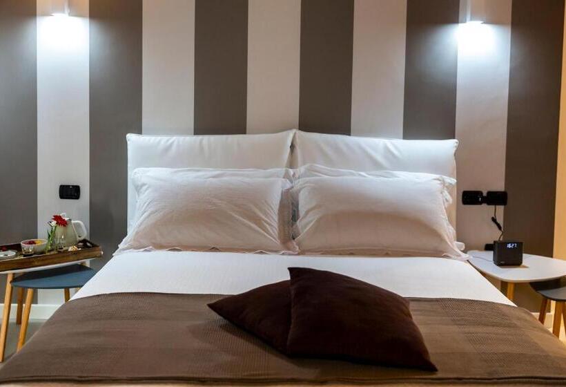 اتاق استاندارد سه نفره, Casa Ananda