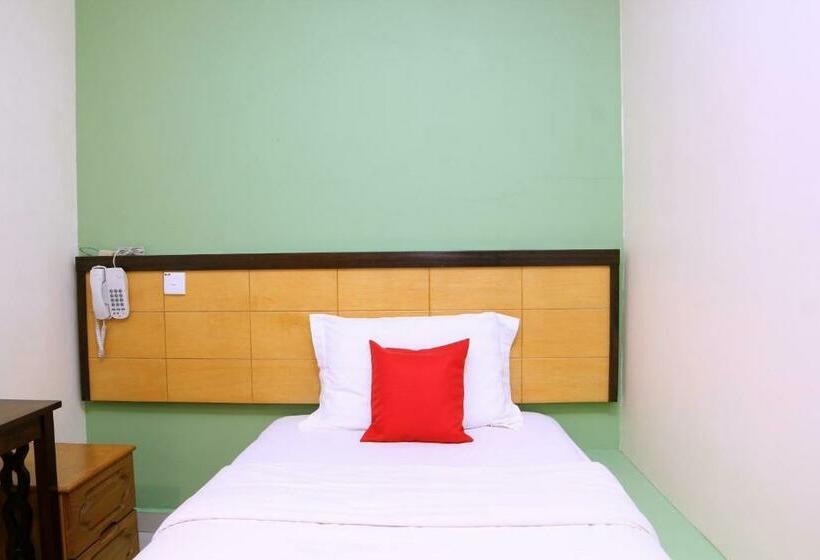 اتاق استاندارد یک نفره, Oyo 44054 Holiday Mansion Inn