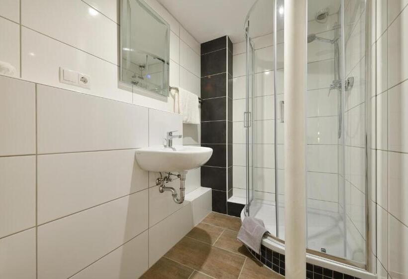 آپارتمان 1 خوابه همکف, Ford Apartment