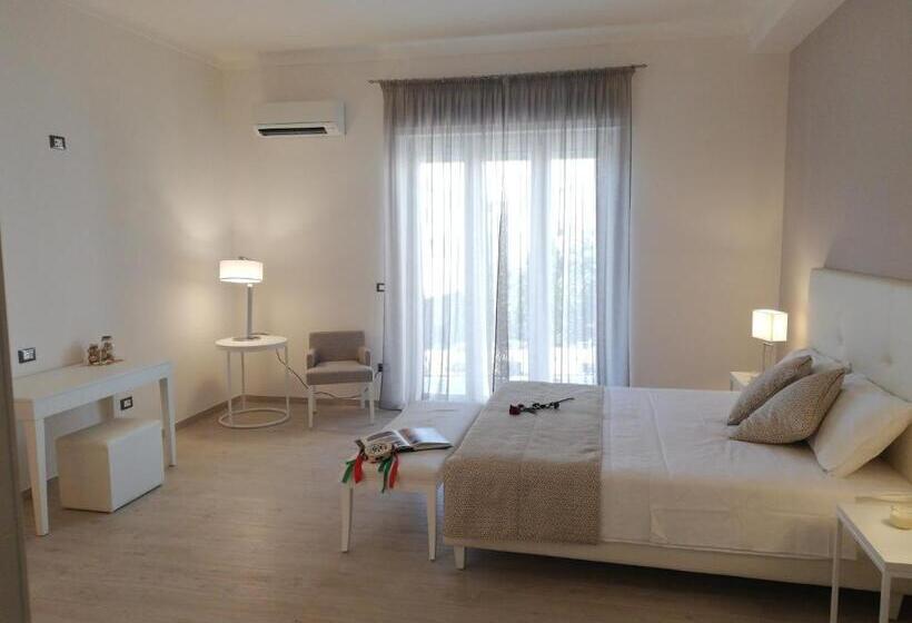 Номер Стандарт с Балконом, Kaloneiro Guest House