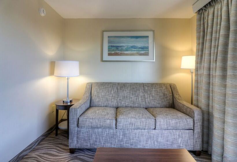 سوییت, The Breakers Hotel & Suites