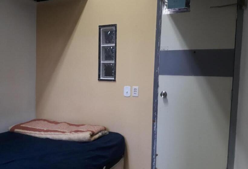 اتاق خانوادگی با سرویس بهداشتی مشترک, Sapucali Privative Hostel