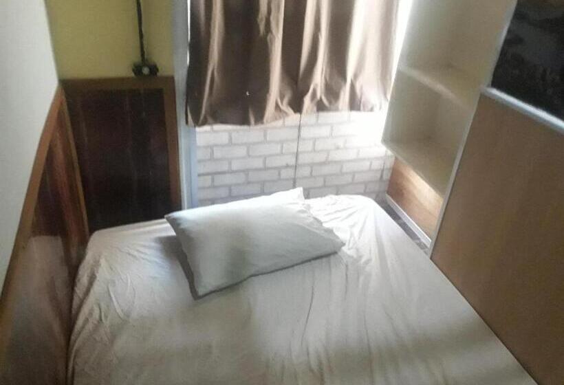 سوییت خانوادگی, Sapucali Privative Hostel