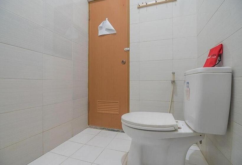 Номер Стандарт, Reddoorz Near Alun Alun Subang