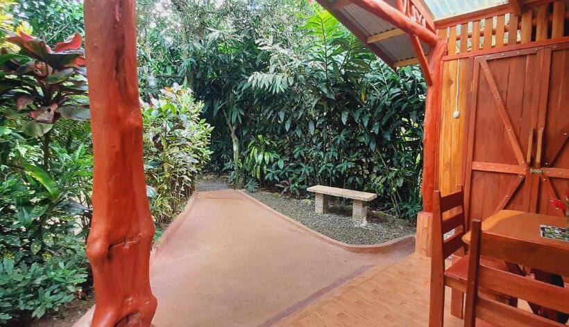 اتاق استاندارد با چشم‌انداز باغ, Jardin Entre Montañas