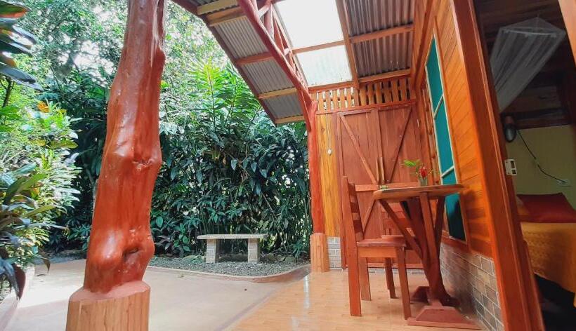 اتاق استاندارد با چشم‌انداز باغ, Jardin Entre Montañas