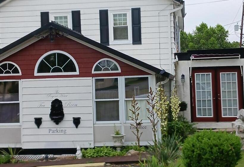 Люкс, The Guest House At The Regina House Tea Room