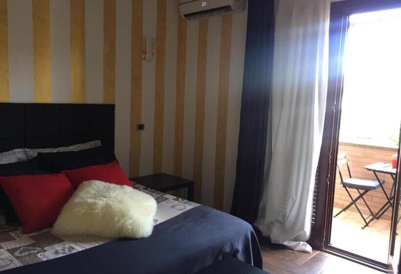 اتاق سوپریور با تخت بزرگ, Fiumicino A57 Banano