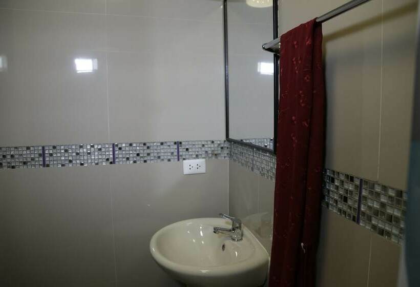 استودیوی لوکس, Puno Victoria Suites