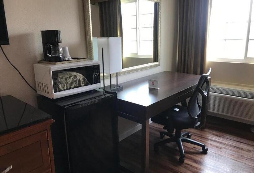 스탠다드 룸 킹사이즈 침대, California Inn And Suites Bakersfield