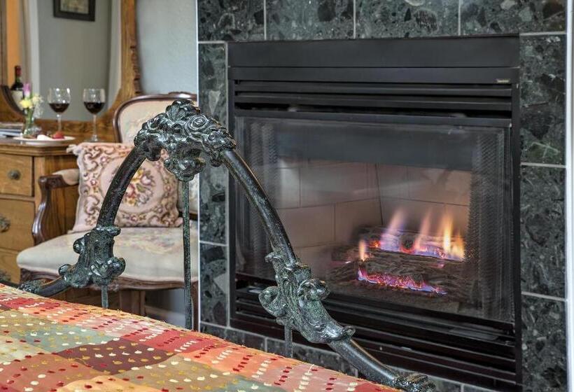 Номер Стандарт с Гидромассажем, Candlelight Inn Napa Valley