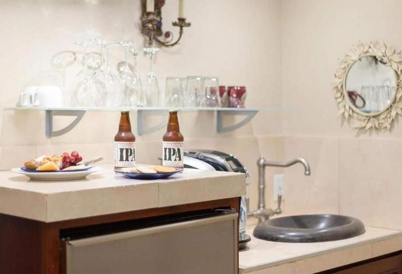 Президентский Люкс, Candlelight Inn Napa Valley