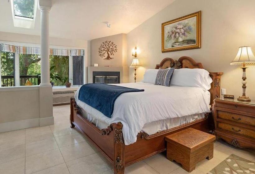Президентский Люкс, Candlelight Inn Napa Valley