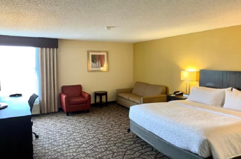 장애인을 위한 스탠다드 룸, Holiday Inn Express Tallahassee, An Ihg