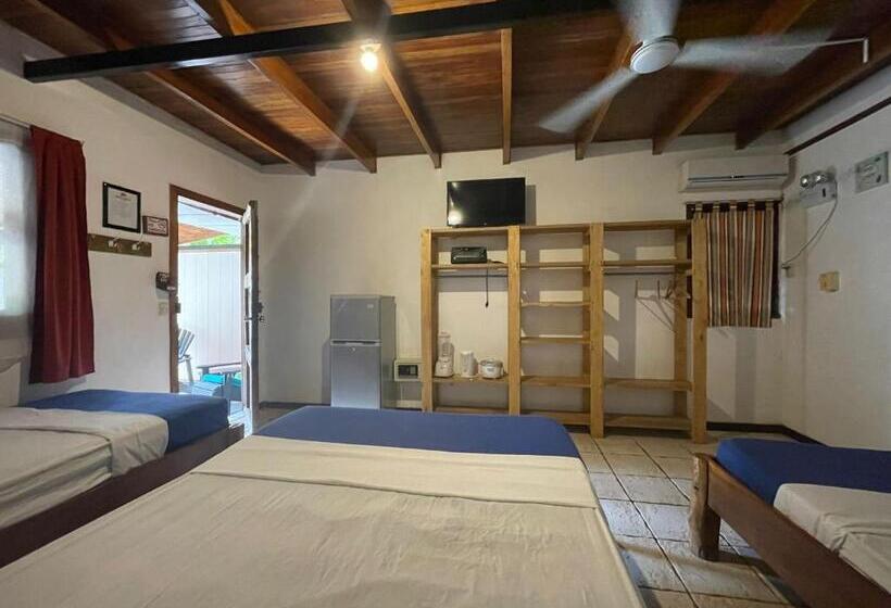 اتاق کلاسیک چهارنفره, Beach Cabinas
