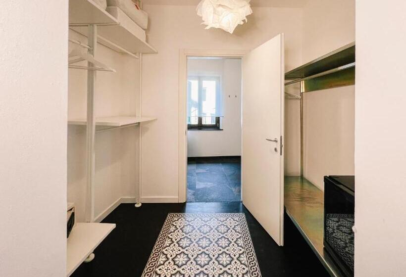 バルコニー付きデラックスルーム, Crudis Luxury Rooms