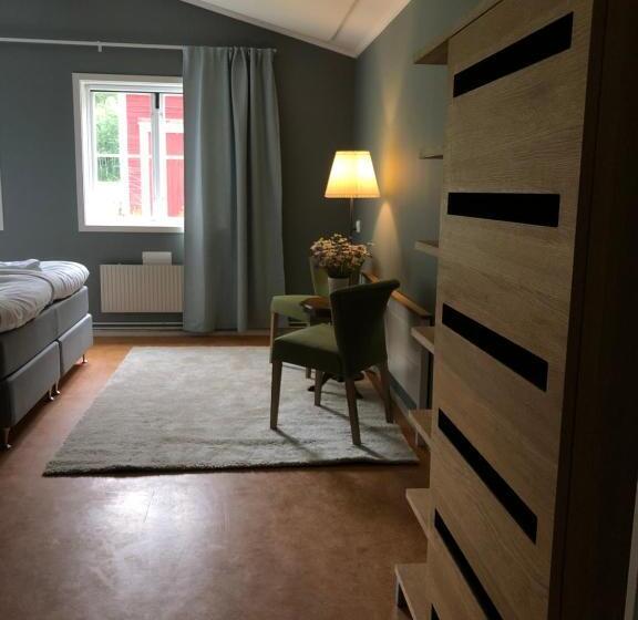 Семейный Номер Совместный Санузел, Sjugare Gård Bed & Breakfast