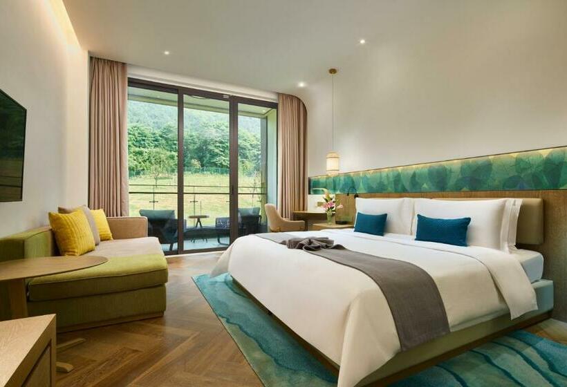 Номер Superior Кровать Кинг, Club Med Joyview Resort