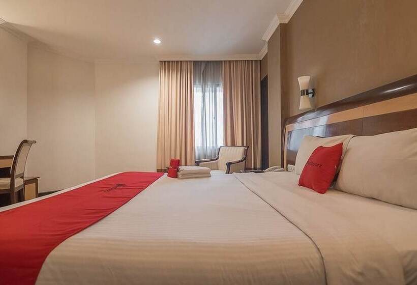 디럭스 룸, Reddoorz Premium Syariah @ Semarang City Center