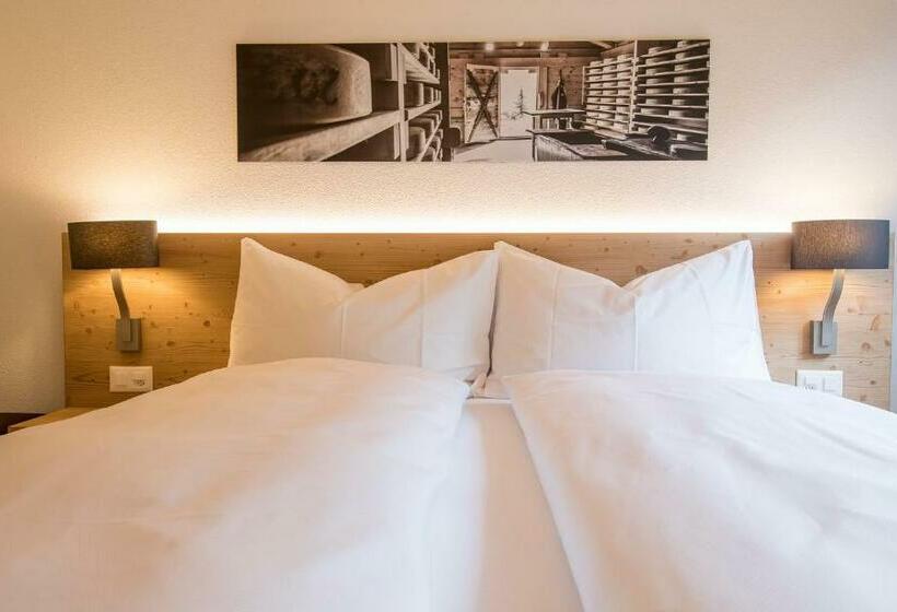 اتاق استاندارد چهار تخته, Gadmer Lodge   Dein Zuhause In Den Bergen