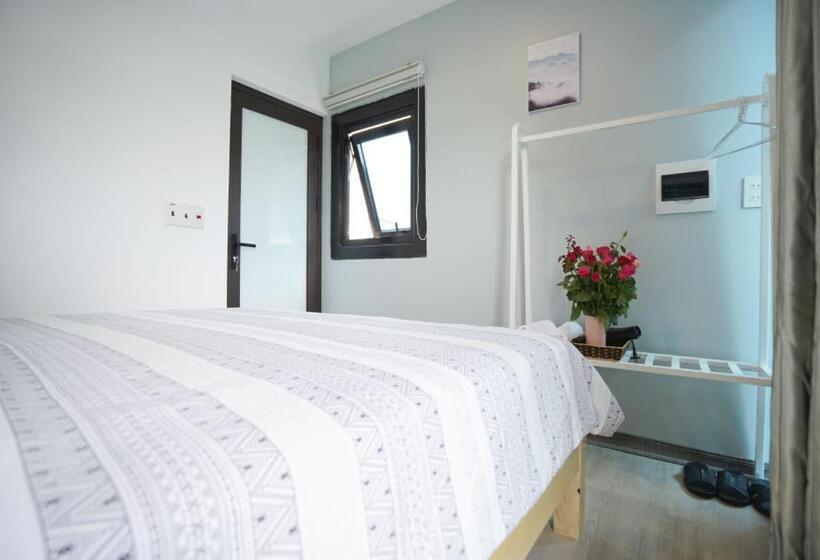 اتاق استاندارد با چشم‌انداز باغ, Almor Hostel With Pool In Right Center