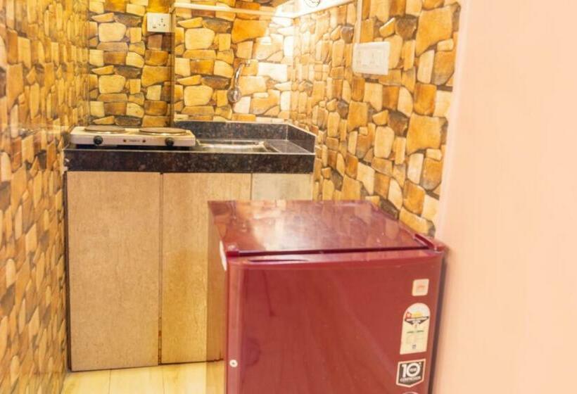 اتاق استاندارد چهار تخته, Onn Shelter Inn