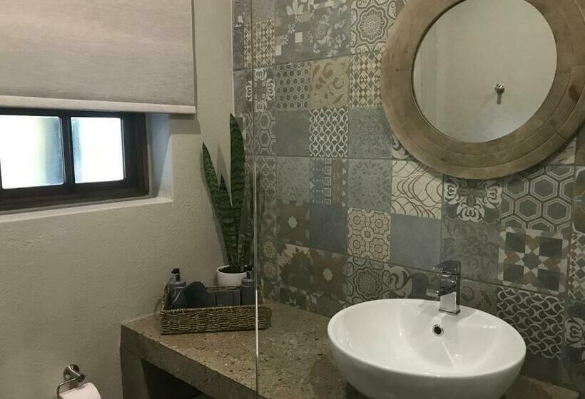 اتاق استاندارد, Lowveld Living Guesthouse