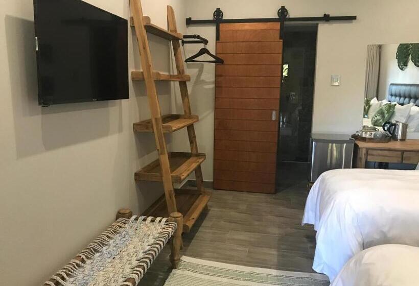 اتاق استاندارد, Lowveld Living Guesthouse