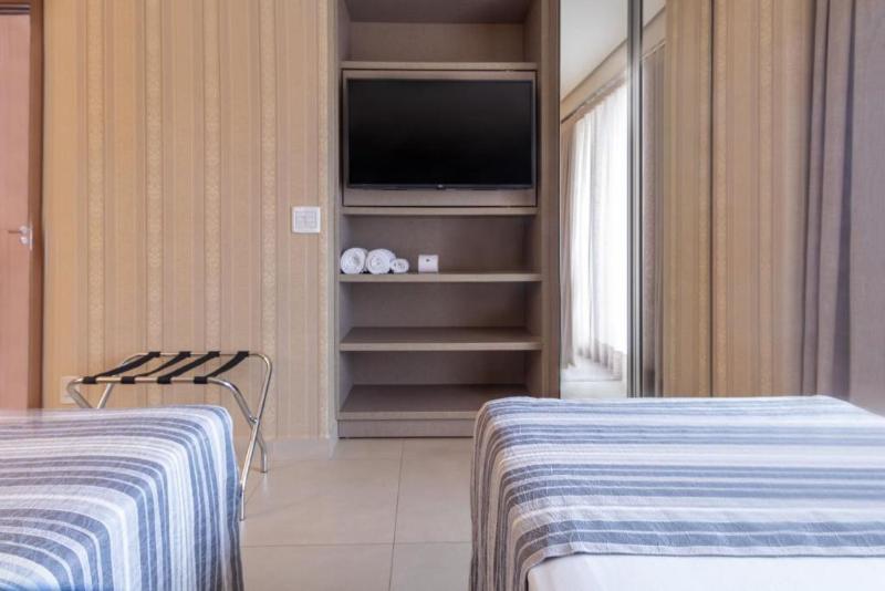 Номер Стандарт Адаптированный для Инвалидов, Holiday Inn Express & Suites   Olathe North, An Ihg