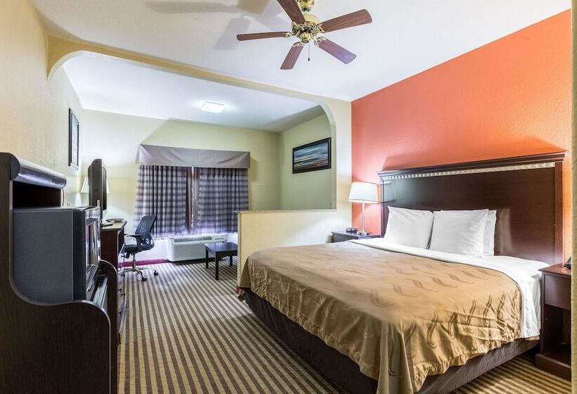 سوئیت برای معلولان, Quality Suites North