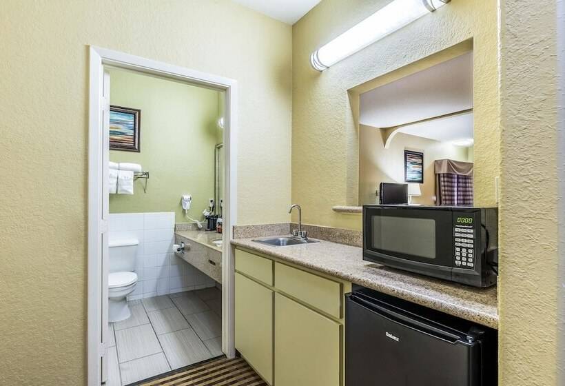 سوئیت برای معلولان, Quality Suites North