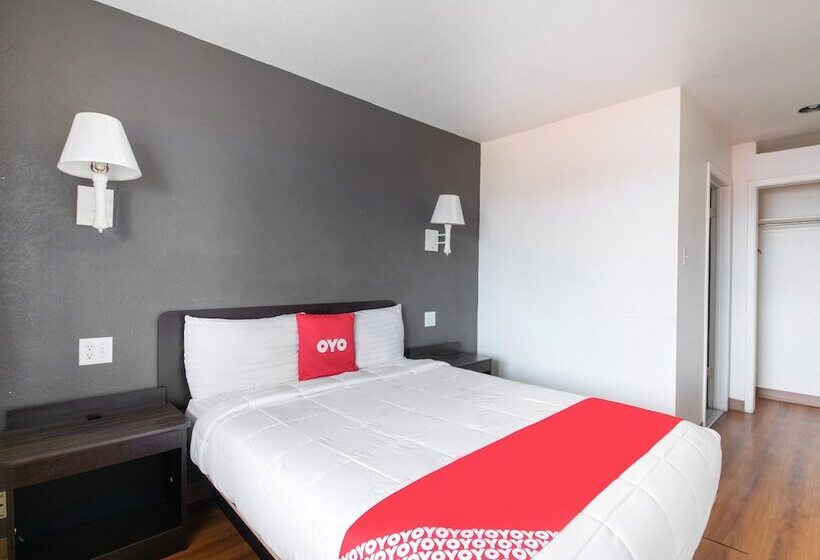 Люкс 2 Спальни, OYO Hotel Irving DFW Airport North