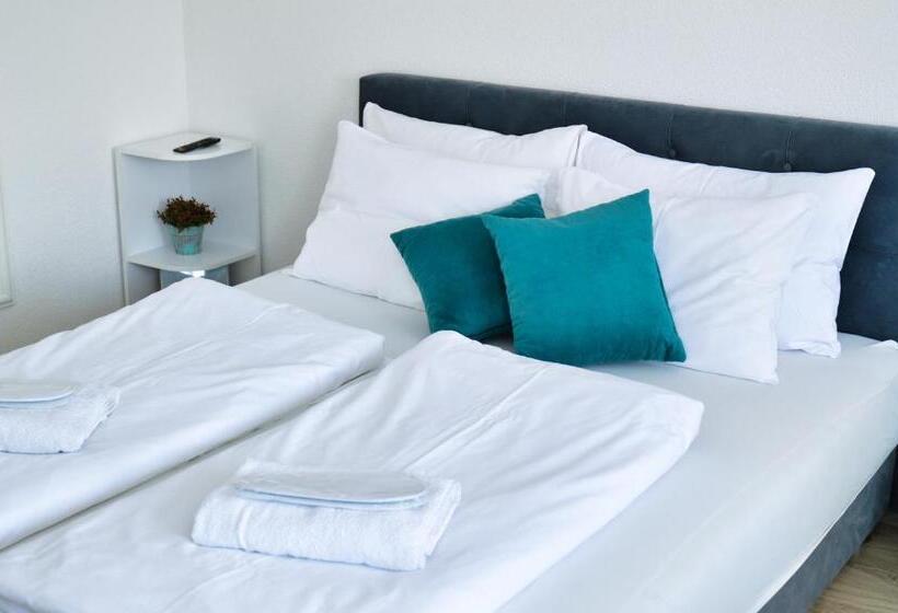 اتاق استاندارد با چشم‌انداز دریاچه, Guesthouse Marivo