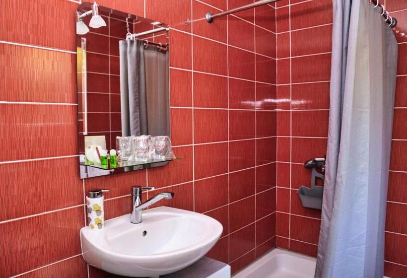 اتاق استاندارد, Guesthouse Marivo