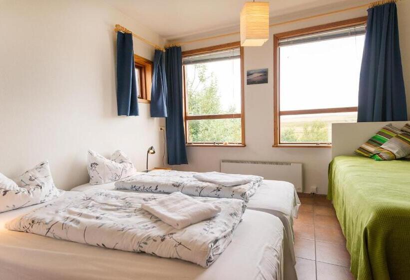 اتاق خانوادگی, Brekkulækur Guesthouse