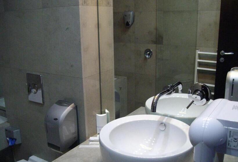 Люкс с гидромассажем, Kokoshkovata Boutique House